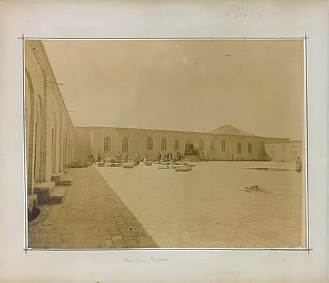 Sogenannter Packhof auf dem Firmengelände von Ziegler & Co. in Sultanabad