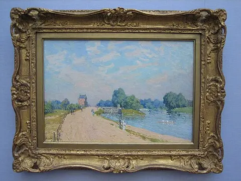 The Road to Hampton Court