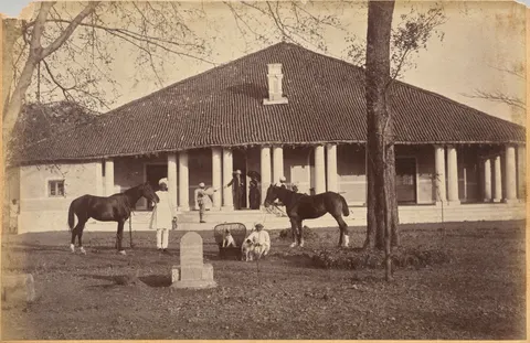 Captain Falkner's Bungalow, Neemuch (recto, top)
