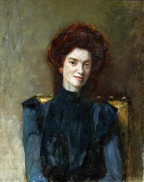 Portrait of a redhead woman.